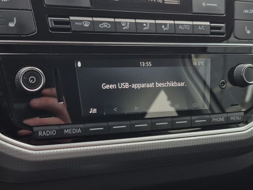 Skoda Citigo e-iV EV Style Stoelverwarming | Extra getint glas | Climate control | Telefoonintegratie | ActivLease financial lease