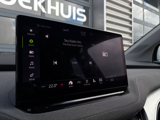 Skoda Enyaq iV iV 60 180 pk | Wegklapbare Trekhaak | Achteruitrijcamera | SoH 89% | ActivLease financial lease