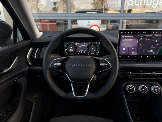 Skoda Kodiaq 1.5 TSI 150 pk 7-DSG. 7 Pers. | Wegklapbare trekhaak | Achteruitrijcamera | Navigatie | ActivLease financial lease