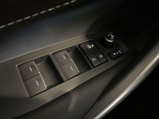 Suzuki Swace 1.8 Hybrid Style | Climate control | Cruise control | Carplay | Direct uit voorraad leverbaar ActivLease financial lease