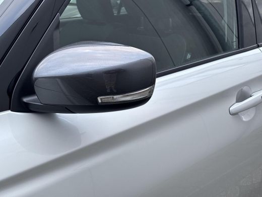 Suzuki Swift 1.2 Style Smart Hybrid Climate Control | Navigatiesysteem | Adaptieve Cruise Control | Stoelverwa... ActivLease financial lease