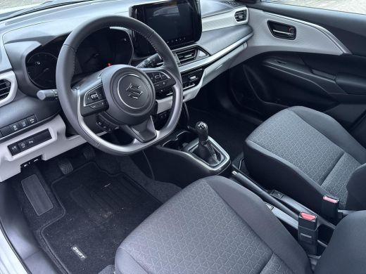 Suzuki Swift 1.2 Style Smart Hybrid Climate Control | Navigatiesysteem | Adaptieve Cruise Control | Stoelverwa... ActivLease financial lease