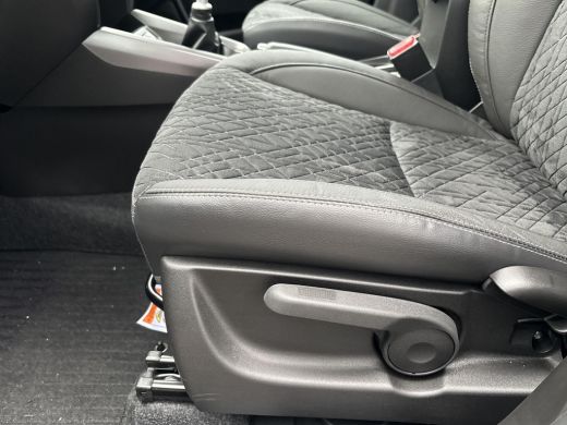 Suzuki Vitara 1.4 Boosterjet Style Smart Hybrid |Navigatiesysteem | Climate Control | Stoelverwarming | Adaptiv... ActivLease financial lease