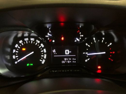 Toyota ProAce 1.5 D-4D Navigator 3 zitter | navigatie | camera | trekhaak ActivLease financial lease