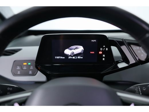 Volkswagen ID.3 First Plus 58 kWh | LED | Cruise Adaptive | Trekhaak | Navi | Stoelverwarming | Clima | Camera | ... ActivLease financial lease