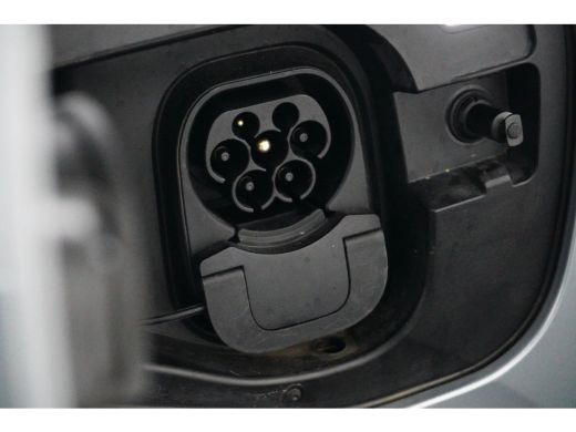 Volkswagen Tiguan R-line 1.5 eHybrid 272 pk 6-DSG | Panoramadak | Wegklapbare trekhaak | Dodehoek | ActivLease financial lease