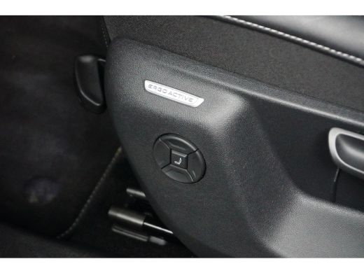 Volkswagen Tiguan R-line 1.5 eHybrid 272 pk 6-DSG | Panoramadak | Wegklapbare trekhaak | Dodehoek | ActivLease financial lease