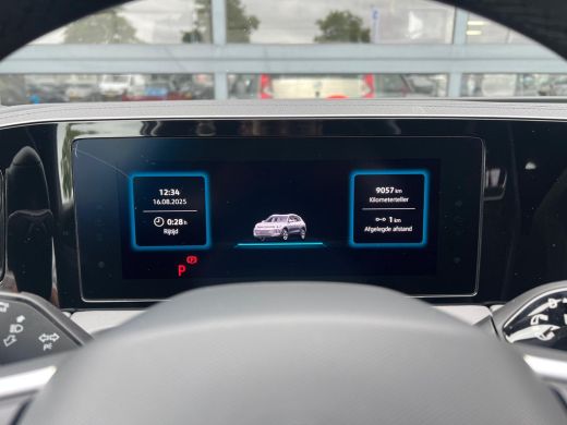 Volkswagen Tiguan R-line 1.5 eHybrid 272 pk 6-DSG | Panoramadak | Wegklapbare trekhaak | Dodehoek | ActivLease financial lease