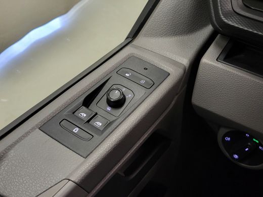 Volkswagen Transporter 2.0TDI L2/H1 Dubbele Cabine Euro 6! ActivLease financial lease
