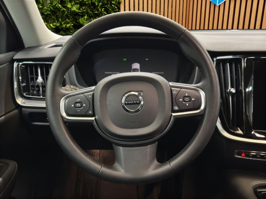 Volvo  V60 2.0 T6 Plug-in hybrid AWD Core Bright | Camera | CarPlay | Keyless | Navi ActivLease financial lease