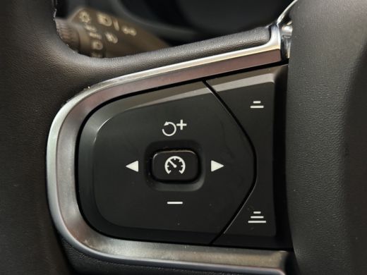 Volvo  V60 2.0 T6 Plug-in hybrid AWD Core Bright | Camera | CarPlay | Keyless | Navi ActivLease financial lease