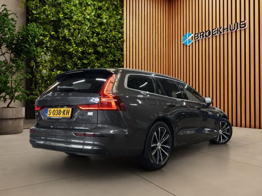 Volvo  V60 2.0 T6 Plug-in hybrid AWD Core Bright | Camera | CarPlay | Keyless | Navi ActivLease financial lease