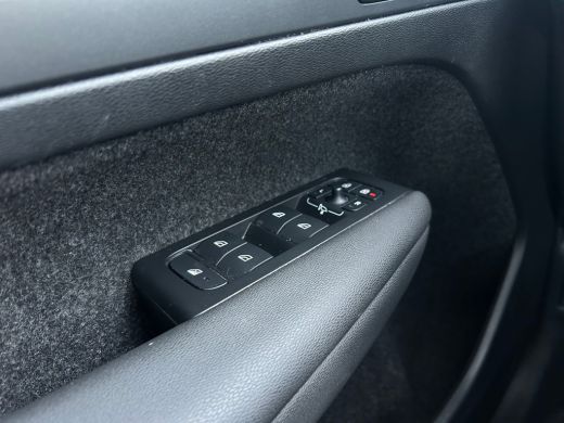 Volvo  XC40 1.5 T5 Recharge Inscription | Pano | Trekhaak | 360 Camera | Memory | Harman/Kardon | Leder | Ver... ActivLease financial lease