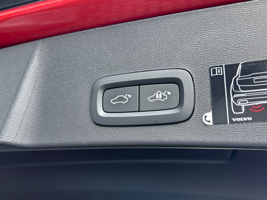 Volvo  XC40 1.5 T5 Recharge Inscription | Pano | Trekhaak | 360 Camera | Memory | Harman/Kardon | Leder | Ver... ActivLease financial lease