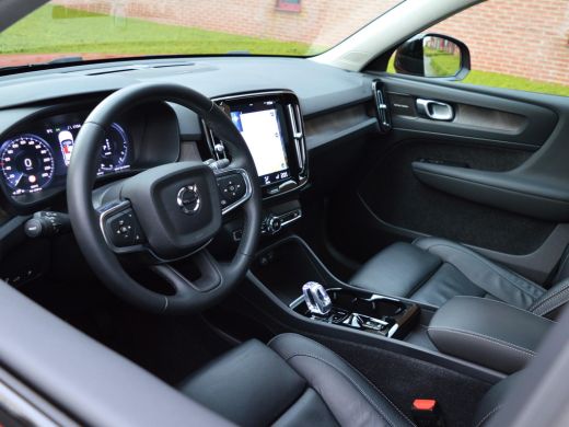 Volvo  XC40 1.5 T5 Recharge Ultimate Dark | Leder | Pano ActivLease financial lease