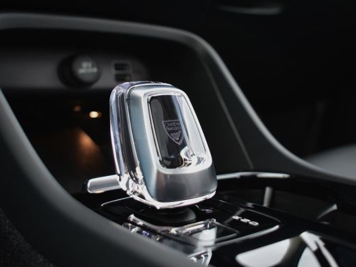 Volvo  XC40 1.5 T5 Recharge Ultimate Dark | Leder | Pano ActivLease financial lease