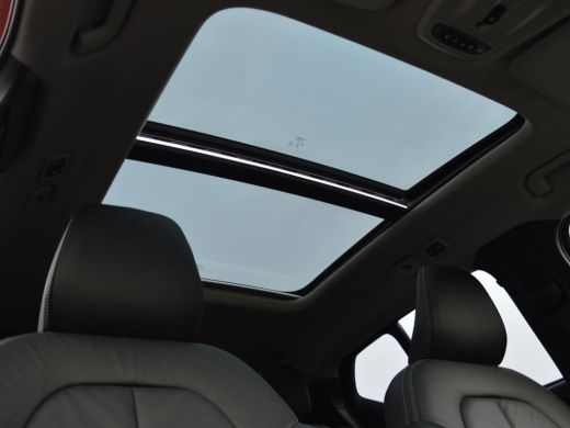 Volvo  XC40 1.5 T5 Recharge Ultimate Dark | Leder | Pano ActivLease financial lease