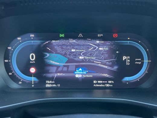 Volvo  XC40 Recharge P8 AWD R-Design | Panoramadak | Trekhaak | Harman/Kardon | Leder | ActivLease financial lease