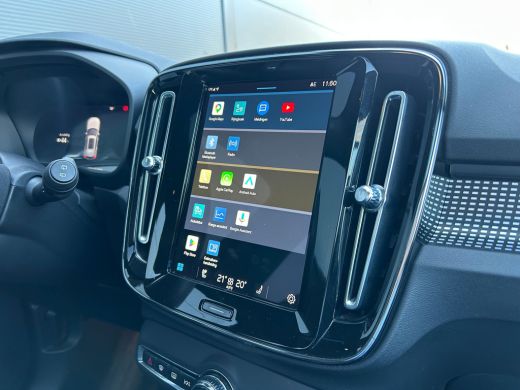 Volvo  XC40 Recharge P8 AWD R-Design | Panoramadak | Trekhaak | Harman/Kardon | Leder | ActivLease financial lease