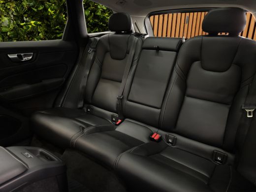 Volvo  XC60 2.0 T8 Plug-in hybrid AWD Ultra Dark | Trekhaak | Massage/ventilatie | 360 Cam | Pano | Harman/Ka... ActivLease financial lease