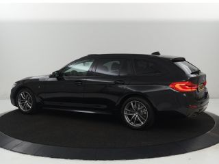 BMW 5 Serie 520i M Sport | Panoramadak | Stoelventilatie | Head-Up | 360 Camera | Leder | Adaptief LED | Memo...