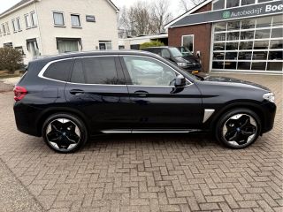 BMW iX3 High Executive 80 kWh SOH 94.5%, Panoramadak, 360 Camera, Trekhaak, Harman/Kardon
