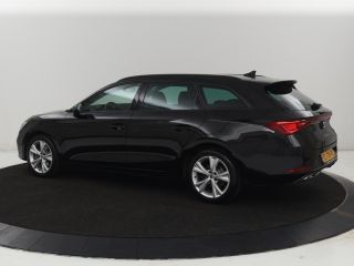 Seat Leon 1.4 TSI eHybrid PHEV FR | Stoelverwarming | Adaptive cruise | Navigatie | Sfeerverlichting | Stuu...