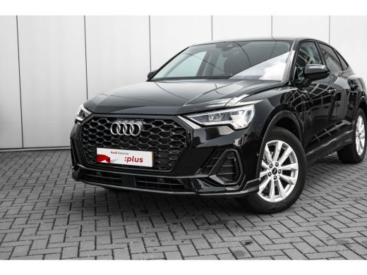 Audi Q3 35 TFSI Advanced edition 150 PK | Achteruitrijcamera | Carplay | Comfortsleutel | Dynam. Knipperl... ActivLease financial lease