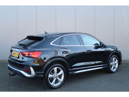 Audi Q3 45 TFSI e PHEV Automaat S-Line/Navigatie/Elektr.-trekhaak/Stoelverwarming/19-Inch/Keyfree ActivLease financial lease