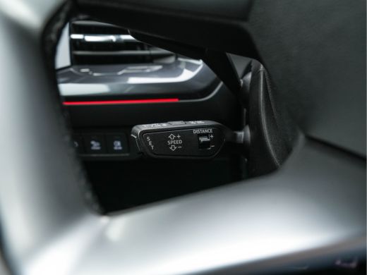 Audi Q4 e-tron 40 S-line Launch edition Competition 77 kWh [ 3-Fase-11kW ] {SOH-93%} (INCL-BTW) *HEATPUMP | LEAT... ActivLease financial lease