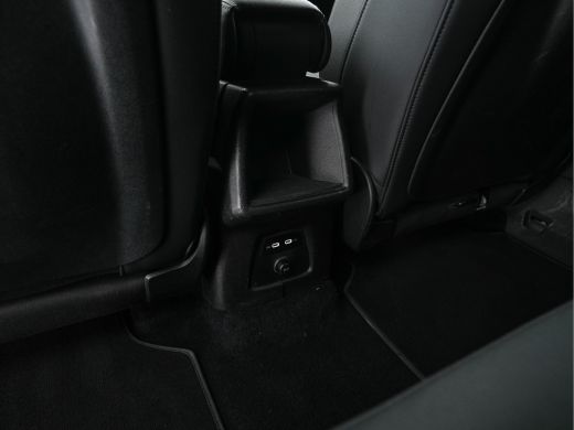 Audi Q4 e-tron 40 S-line Launch edition Competition 77 kWh [ 3-Fase-11kW ] {SOH-93%} (INCL-BTW) *HEATPUMP | LEAT... ActivLease financial lease