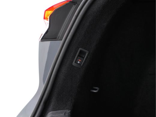 Audi Q4 e-tron 40 S-line Launch edition Competition 77 kWh [ 3-Fase-11kW ] {SOH-93%} (INCL-BTW) *HEATPUMP | LEAT... ActivLease financial lease