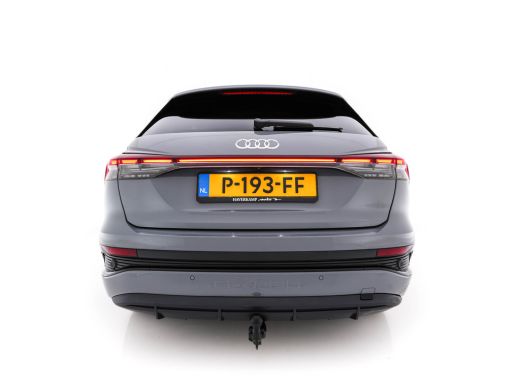 Audi Q4 e-tron 40 S-line Launch edition Competition 77 kWh [ 3-Fase-11kW ] {SOH-93%} (INCL-BTW) *HEATPUMP | LEAT... ActivLease financial lease