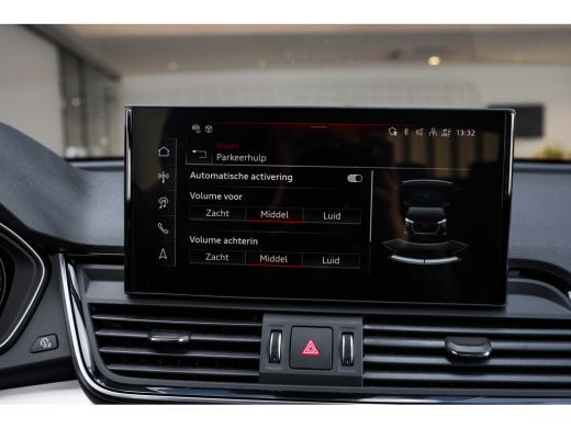 Audi Q5 55 TFSI e S edition Competition 367 PK | Trekhaak | 360 Camera |  Panoramadak | Elek. Verstelbare... ActivLease financial lease