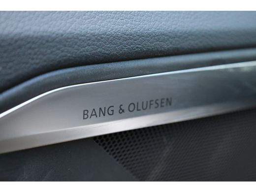 Audi Q8 e-tron S quattro SQ8 115 kWh | BTW | NAP | PANO | B&O | 360 | RS ZETELS | MATRIX | LUCHTVERING | MEMORY ... ActivLease financial lease