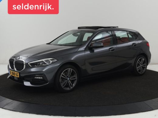 BMW 1 Serie 118i High Executive | Sport Line | Panoramadak | Leder | Stoelverwarming | Keyless | Live Cockpit...