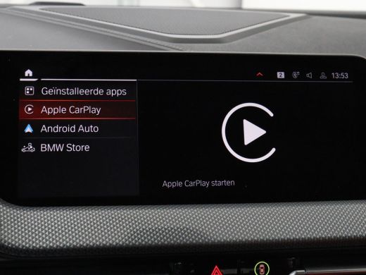 BMW 1 Serie 118i High Executive | Sport Line | Panoramadak | Leder | Stoelverwarming | Keyless | Live Cockpit... ActivLease financial lease