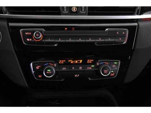 BMW X1 sDrive18i *1ste Eigenaar*Leer*Navigatie*Camera* ActivLease financial lease