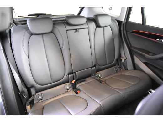 BMW X1 sDrive18i *1ste Eigenaar*Leer*Navigatie*Camera* ActivLease financial lease