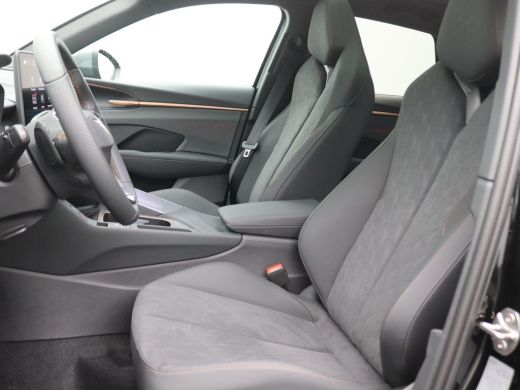 CUPRA Terramar 1.5 TSI e-Hybrid Business 204PK DSG Pano-Schuifdak, Trekhaak, 20" LM Velgen, Memorystoel, Keyless... ActivLease financial lease