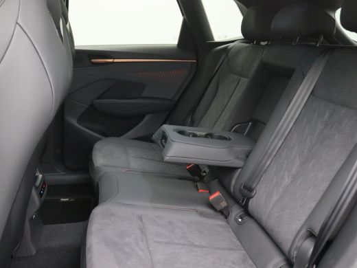 CUPRA Terramar 1.5 TSI e-Hybrid Business 204PK DSG Pano-Schuifdak, Trekhaak, 20" LM Velgen, Memorystoel, Keyless... ActivLease financial lease