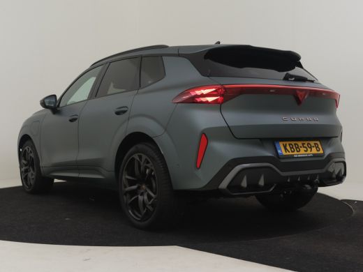 CUPRA Terramar 1.5 TSI e-Hybrid VZ America's CUP 272pk DSG/AUTO 360&deg; camera | Trekhaak | Adaptive cruise control... ActivLease financial lease