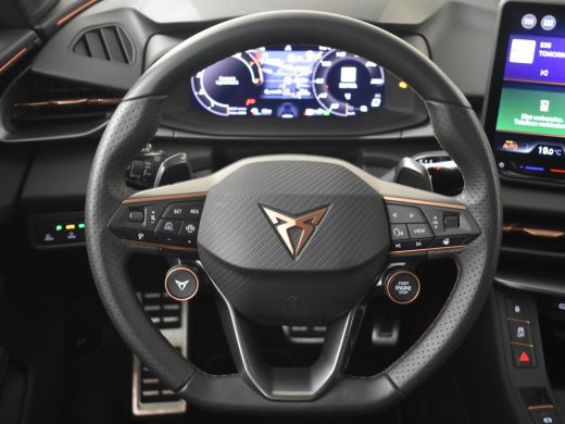 CUPRA Terramar 1.5 TSI e-Hybrid VZ America's CUP 272pk DSG/AUTO 360&deg; camera | Trekhaak | Adaptive cruise control... ActivLease financial lease