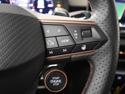 CUPRA Terramar 1.5 TSI e-Hybrid VZ America's CUP 272pk DSG/AUTO 360&deg; camera | Trekhaak | Adaptive cruise control... ActivLease financial lease