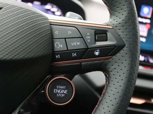 CUPRA Terramar 1.5 TSI e-Hybrid VZ Performance 272PK DSG Pano-Schuifdak, Trekhaak, 20" LM Velgen, Matrix-LED Ver... ActivLease financial lease