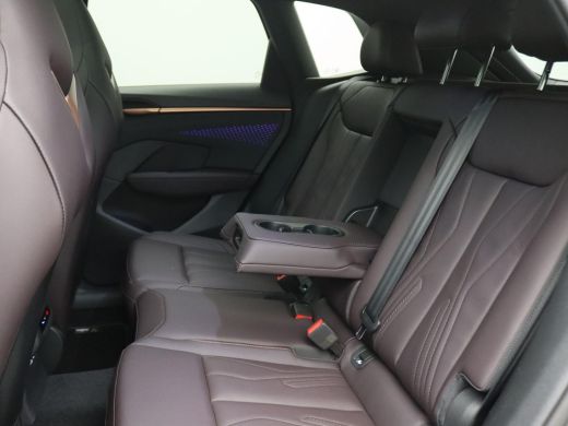 CUPRA Terramar 1.5 TSI e-Hybrid VZ Performance 272PK DSG Pano-Schuifdak, Trekhaak, 20" LM Velgen, Matrix-LED Ver... ActivLease financial lease