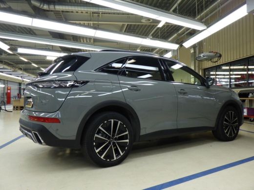 DS DS 7 1.6 PHEV 300 4x4 Etoile | Achterbank in delen neerklapbaar | Achteruitrijcamera | Airco (automati... ActivLease financial lease