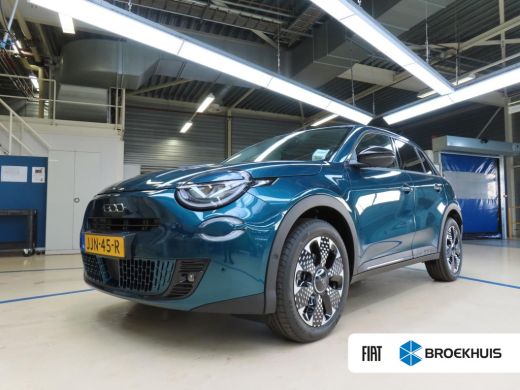 Fiat 600e La Prima 54 kWh | Massage | Vol-Leder | Adaptive Cruise | Elektr. Achterklep | Stoelverwarming | ...