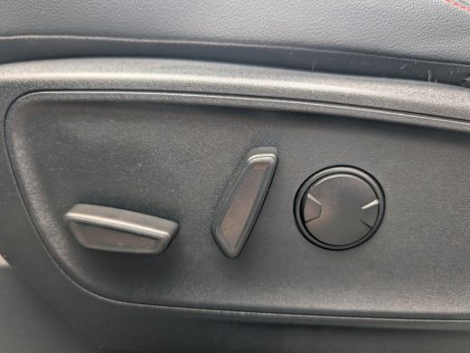 Ford Kuga 2.5 PHEV ST-Line X 225pk | Driver Assistance-, Technology- & Winter Pack | Pano | Elek. Trekhaak ActivLease financial lease