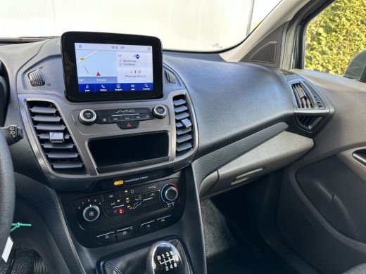 Ford Transit Connect 1.5 EcoBlue 100 PK / L2H1 / UNIEK !! 5.324 KM !! / 3 ZITS / CAMERA / AIRCO / NAVI / STOELVERWARMING ActivLease financial lease
